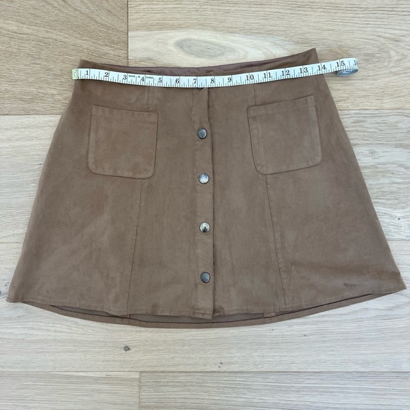 Kendall & Kylie Tan Button-Front Suede Skirt - Size S - Picture 2 of 6